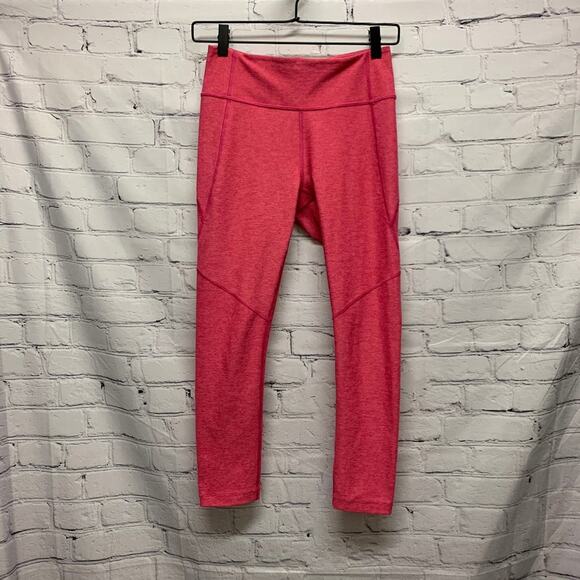 OUTDOOR VOICES - Pink Capri Leggings